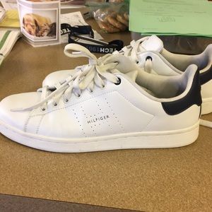 White Tommy Hilfiger sneakers